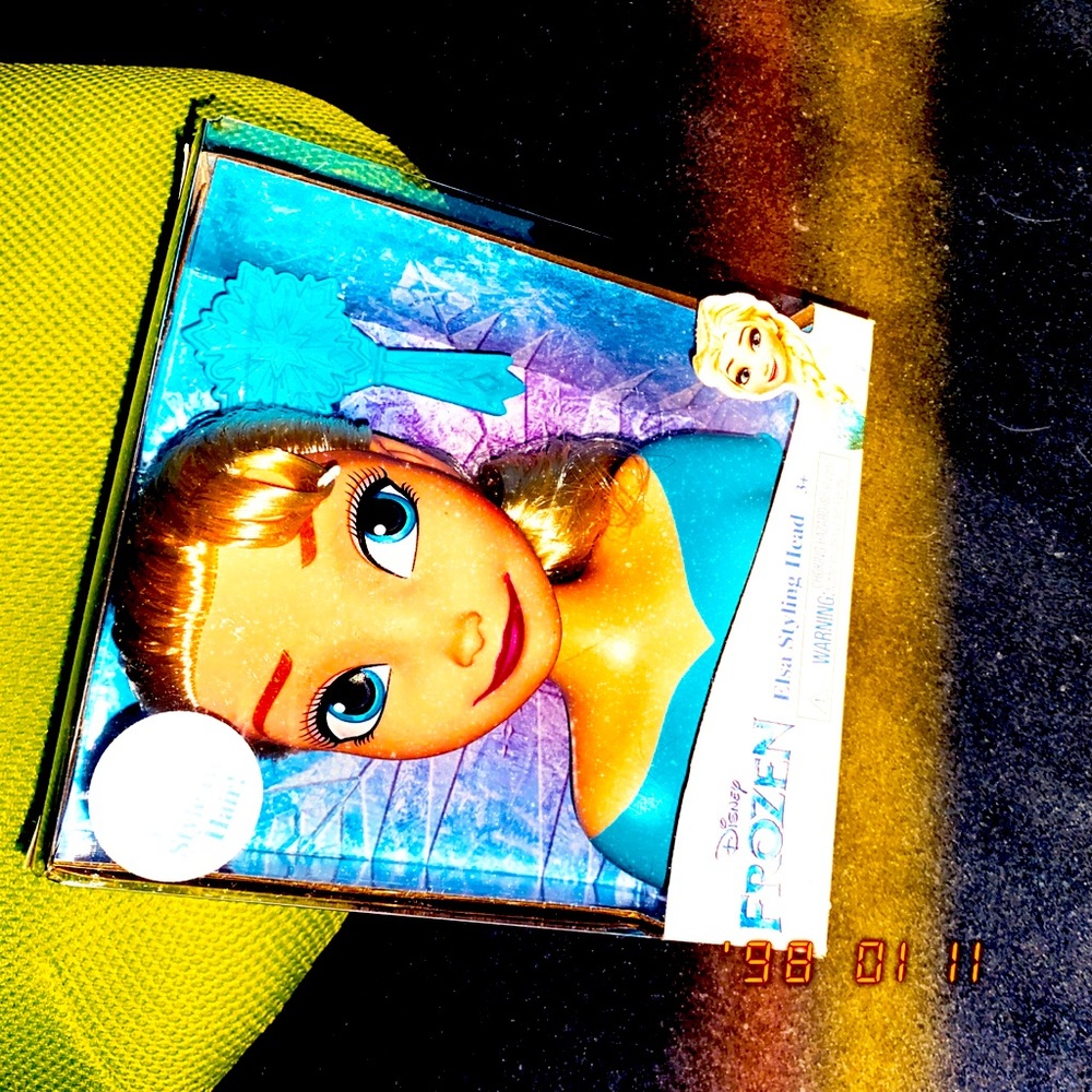Disney Frozen Elsa Toy